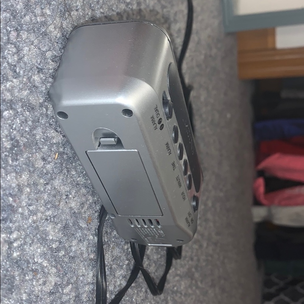 clock - Picture 4 of 4